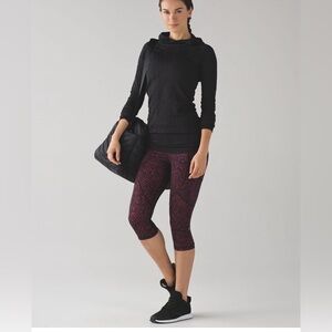 Lululemon Outrun 17" Crop